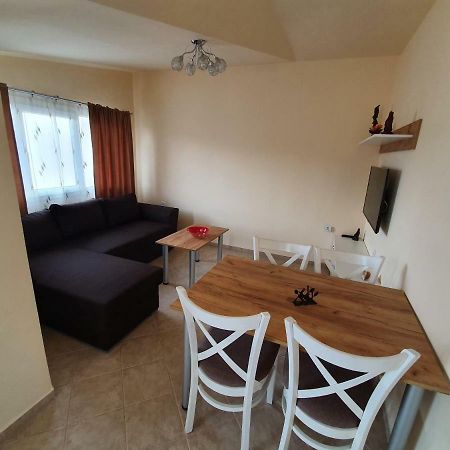 Tersus Appartamento Varna Esterno foto